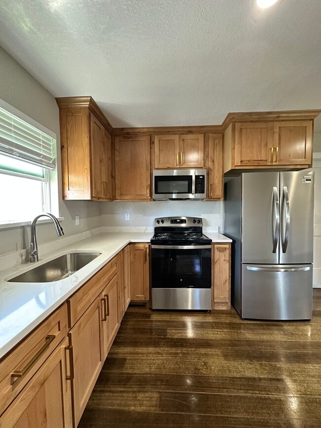 Photo - 606 W Duncan Ave