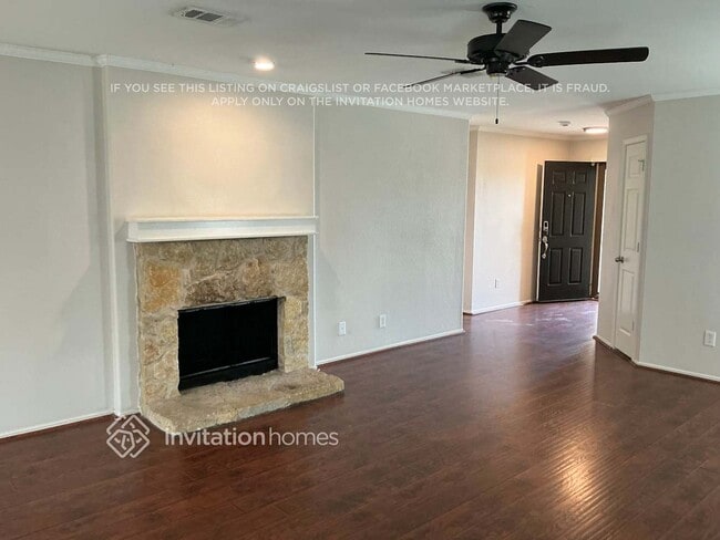 Photo - 402 Azalea Dr