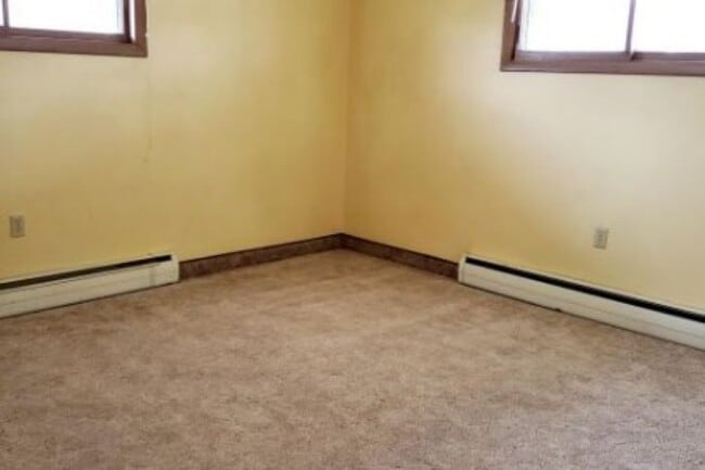 Photo - 623 Avenue E