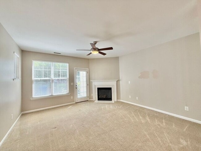 Photo - 3021 Parkersburg St