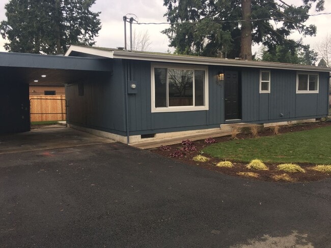 Building Photo - Lanson01 Unit 1361