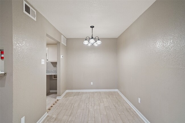 Photo - 8100 Creekbend Dr Unit 183