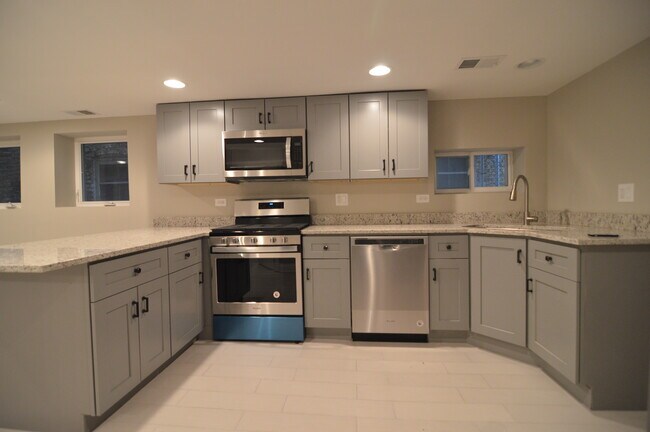 Photo - 5747 N Talman Ave