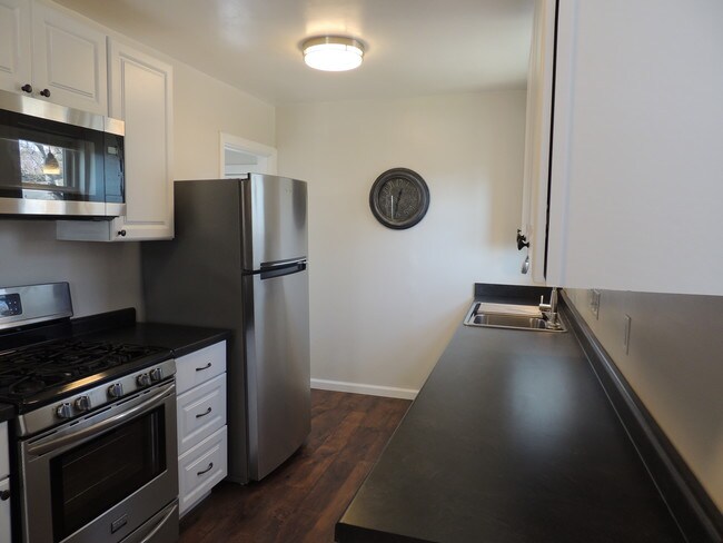 Photo - 9663 West Ave