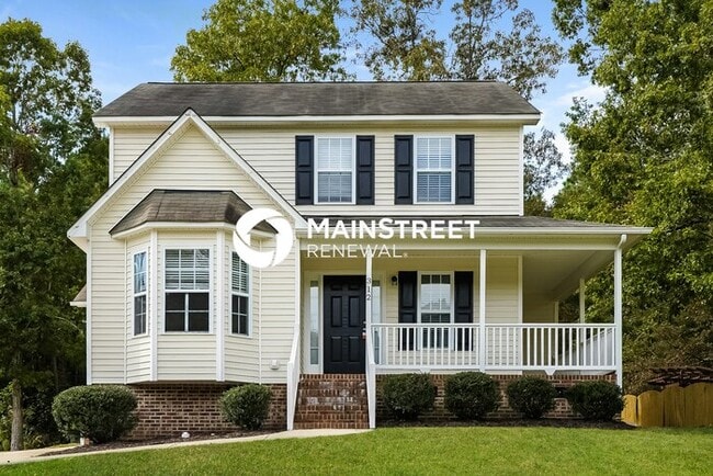 Building Photo - 3 Bedroom Pet-Friendly Home in Clayton, NC with Main Street Renewal