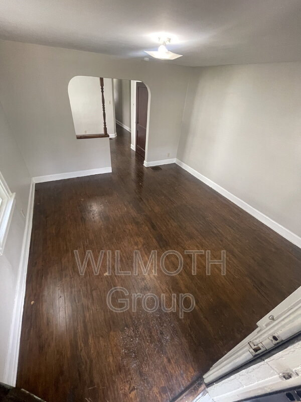 Photo - Emerson Avenue 841