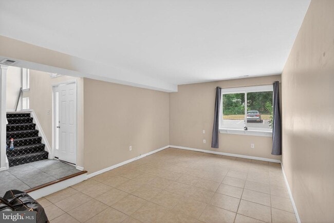 Photo - 313 BARTON Blvd