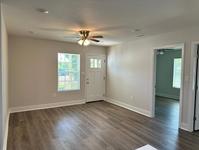 Photo - 539 Farm to Market Rd 770