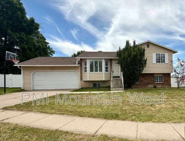 Building Photo - 1020 E 1275 N