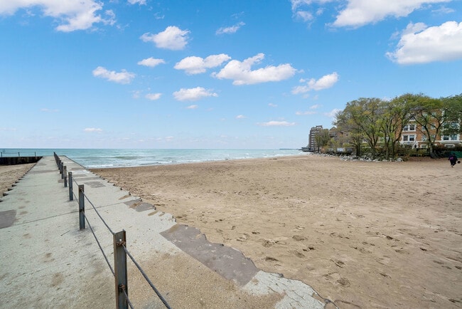 Photo - 1121 W Columbia Ave