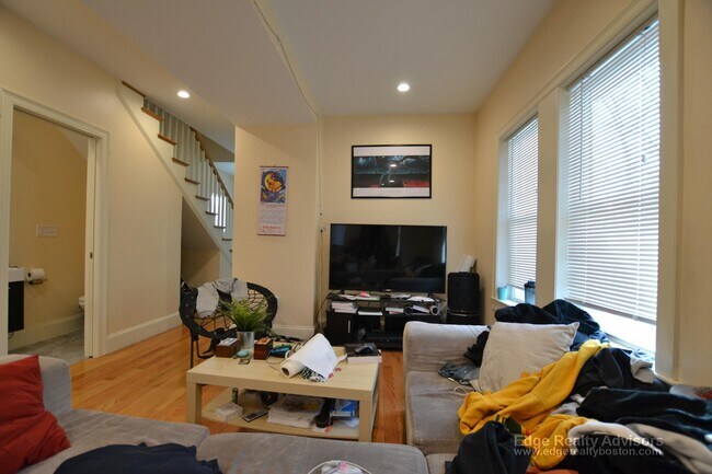 Photo - 5 Griggs Pl Unit 1