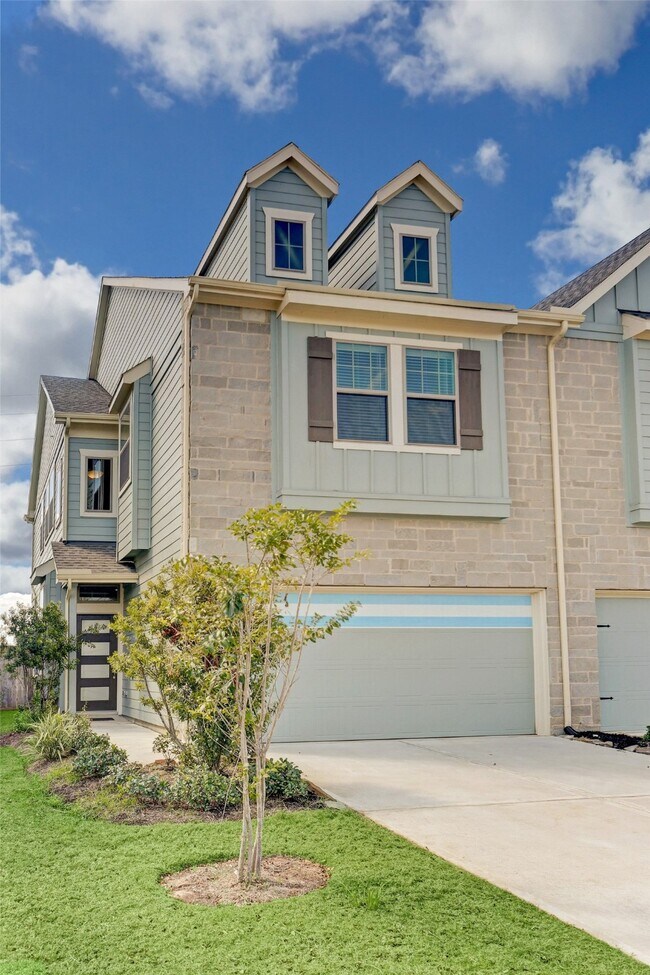 Building Photo - 2527 Terrace Point Dr Rental