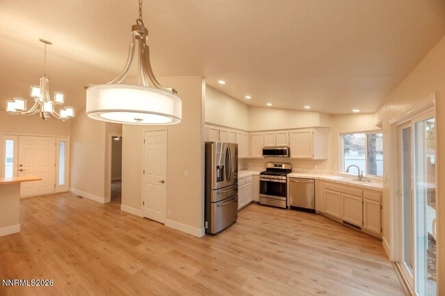 Photo - 7562 Wheeldale Cir