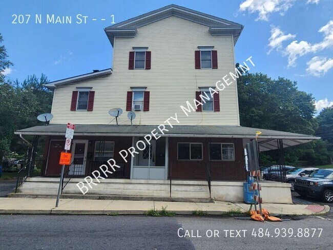 **Heat Included** 1st Floor, 1 Bedroom 1 b... - **Heat Included** 1st Floor, 1 Bedroom 1 b... Apartment Unit 1