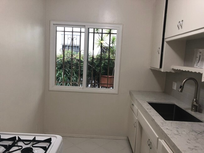 Photo - Blackburn Apartments