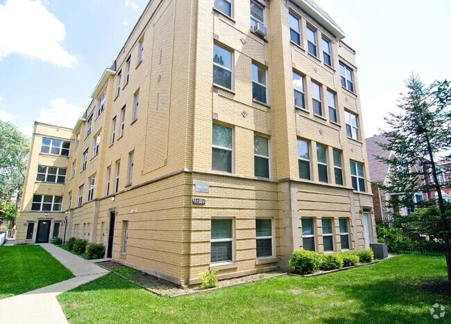 Building Photo - 2321 N Oak Park Ave Unit G1 Rental