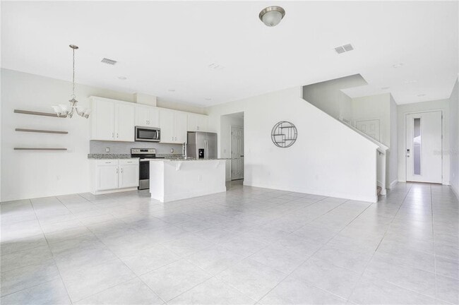 Photo - 1611 Little Wren Ln