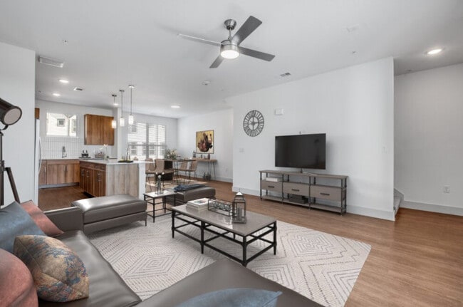 Photo - Victoria Row