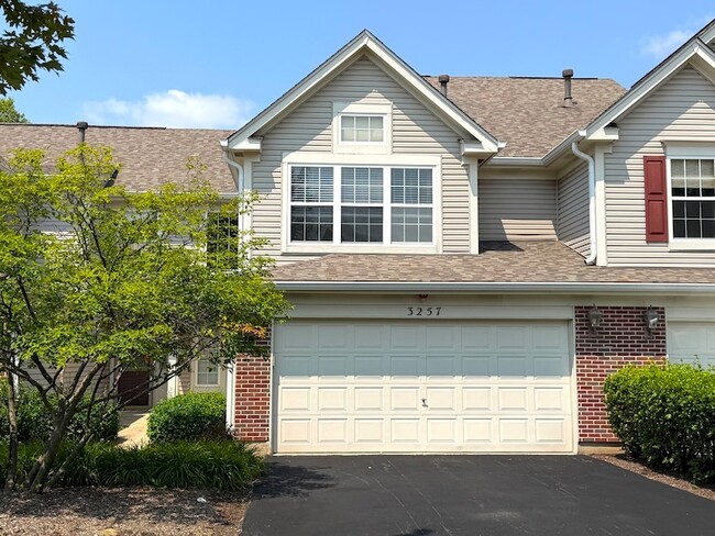 Building Photo - 3257 Cool Springs Ct