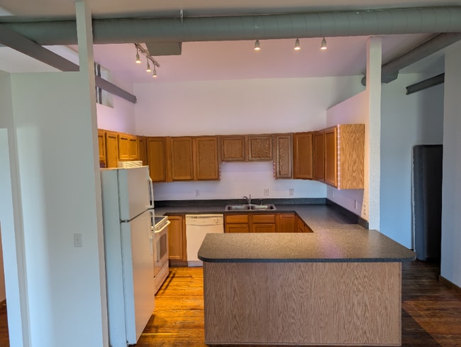 Photo - 1815 Adams St Unit B