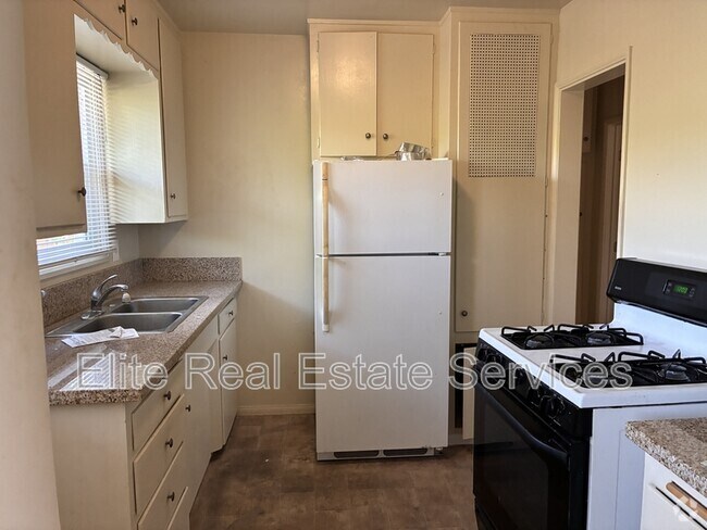 Building Photo - 347 5th Ave Unit B - 1 Rental