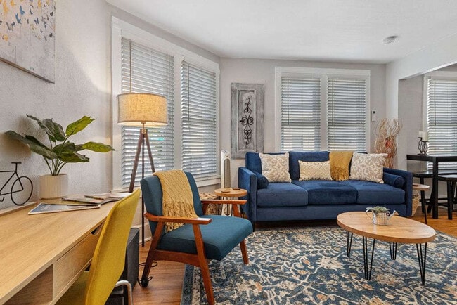 Photo - 2490 Main St Unidad FL2-ID1380031P