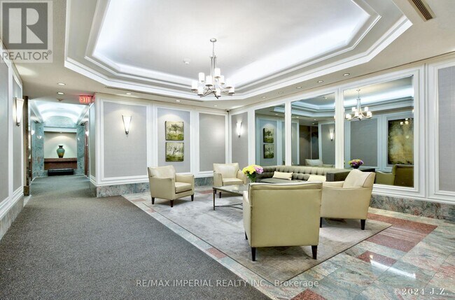 Photo - 24 Wellesley St W Unité 2201