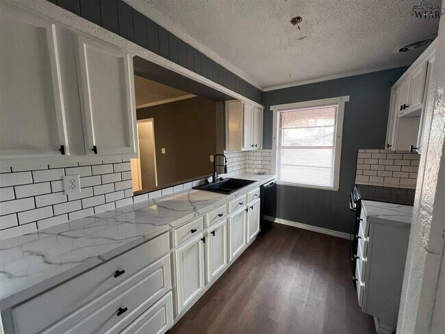 Photo - 5026 Lakefront Dr