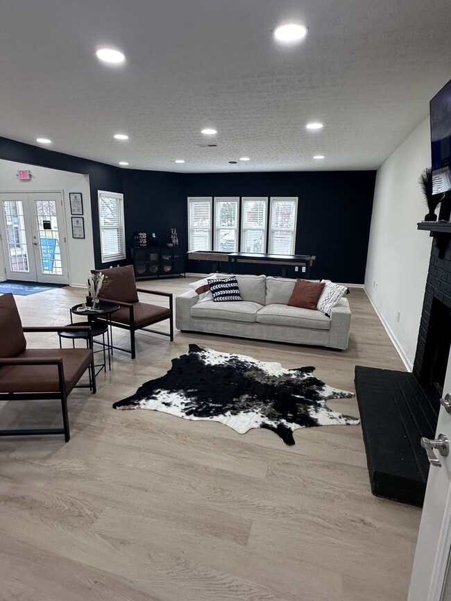 Office - Hickory Creek