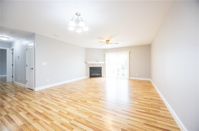 Photo - 13 Gray Coach Ln Unit 1315