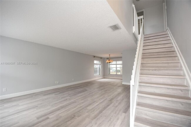 Photo - 4801 Grapevine Wy