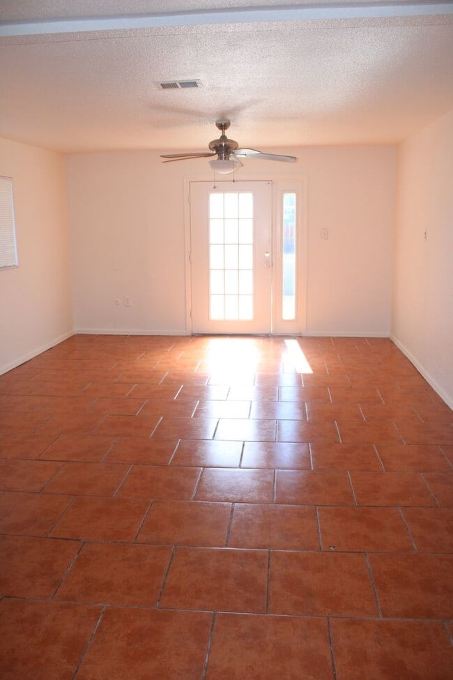 Photo - 10801 Donna Marie Dr