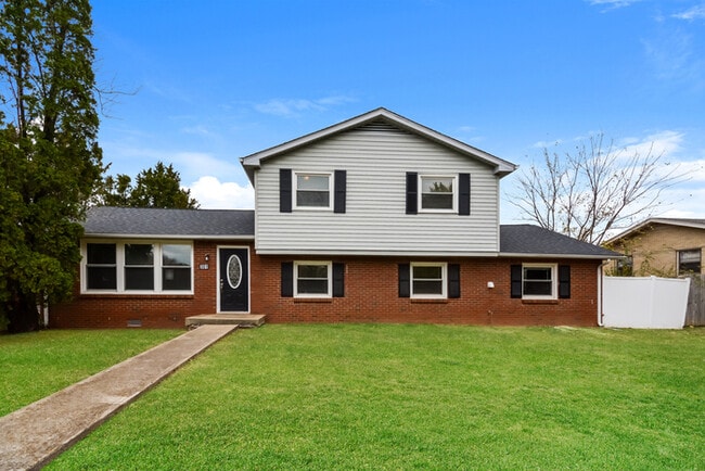 Photo - 301 Copeland Rd