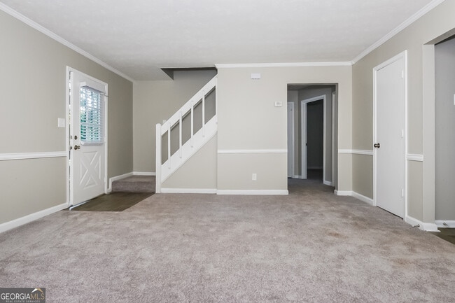 Photo - 144 Fairview Dr