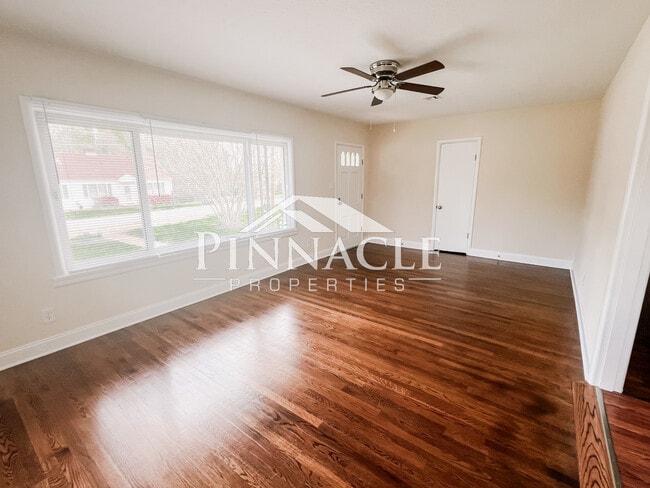 Photo - 117 Richeson Dr