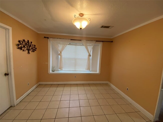 Building Photo - 14706 Woodward Gardens Dr