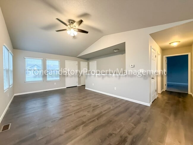 Photo - 3 Bedroom 2.5 bath