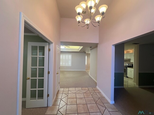 Photo - 721 Jeanie Dr