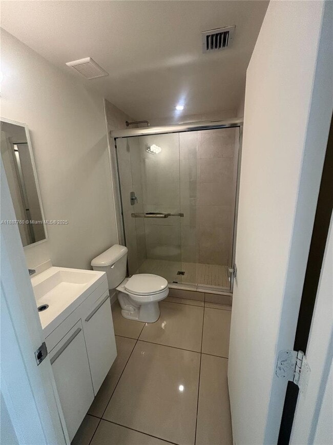 Photo - 829 SW 18th Ave Unit 210