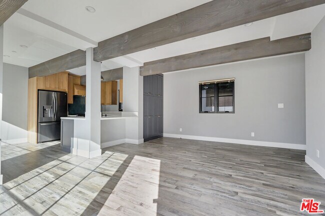 Photo - 2519 Curtis Ave Unit C