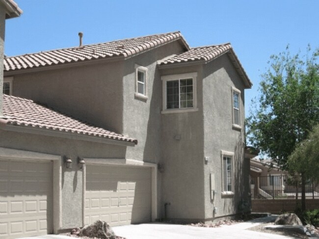 Building Photo - 4026 Sparrow Rock St Rental