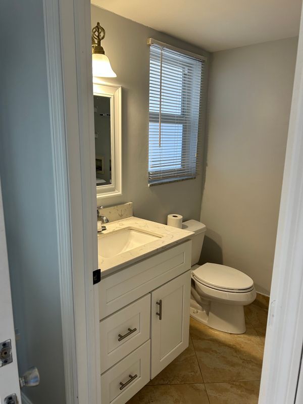 Photo - 2300 NE 1st Ln