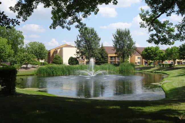 Photo - 2203 S Crambourne Way