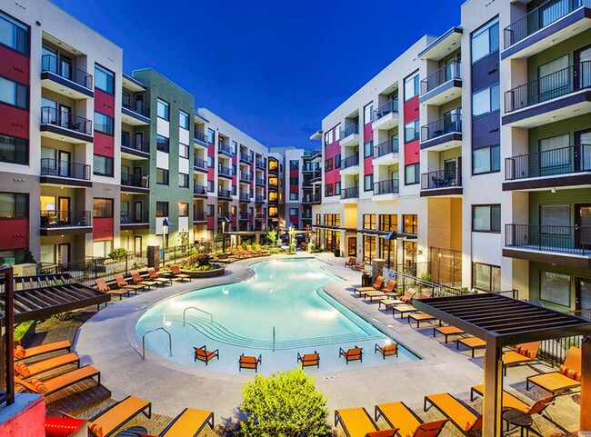 Photo - AMLI Ponce Park