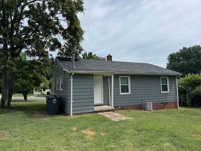 Photo - 127 Lawrence St