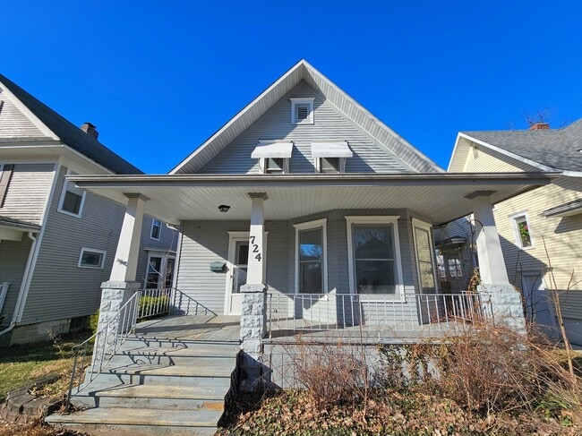 Photo - 724 Kinnaird Ave