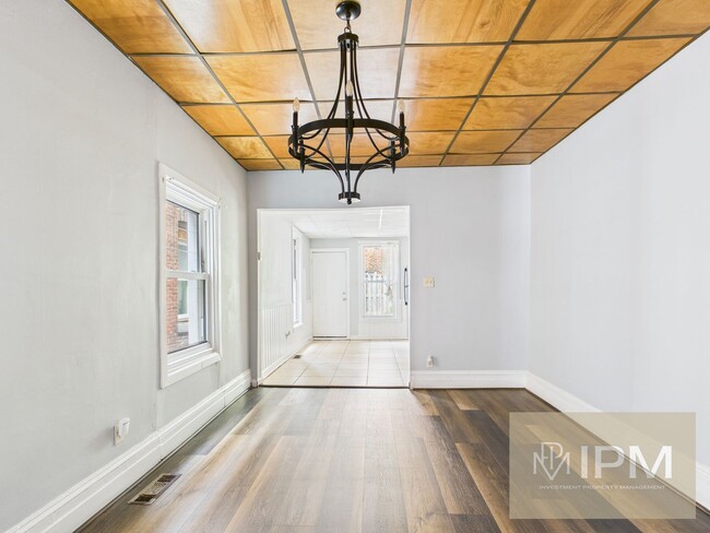 Photo - Available Now! Spacious 5 Bedroom, 1 Bath ...
