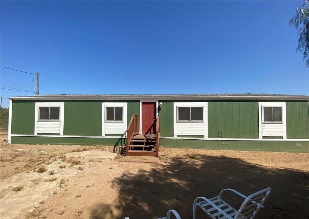 22840 Cajalco - 22840 Cajalco