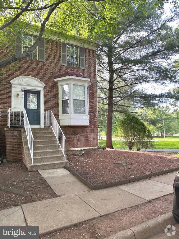 Building Photo - 367 Bridle Crest Square NE Rental