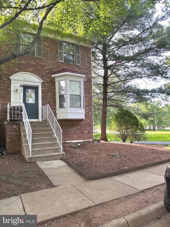 Photo - 367 Bridle Crest Square NE Townhome
